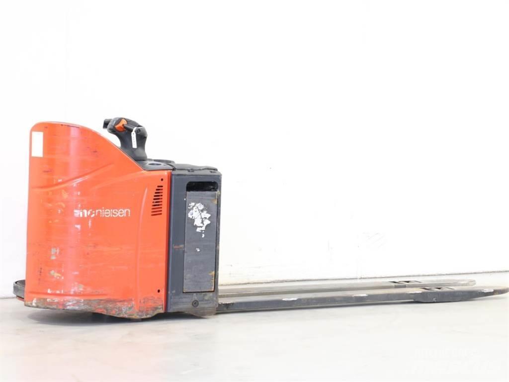Linde T20SP/131 Колички високоповдигачи с теглич
