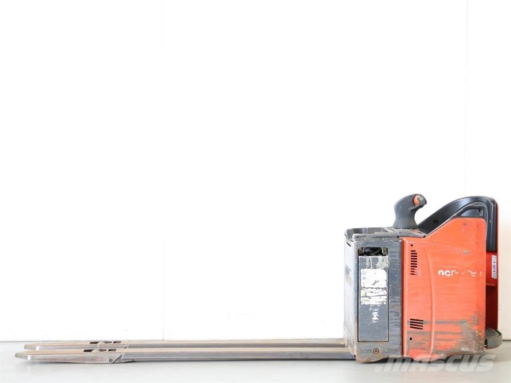 Linde T20SP/131-07 Колички високоповдигачи с теглич