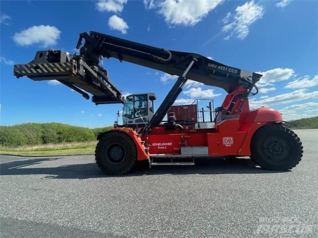 SMV 4531 CC5 Ретрак/ Високоповдигач с изместване на вилката напред