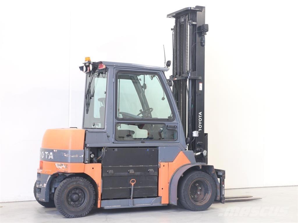 Toyota 7FBMF45 Вилични кари-повдигачи - други