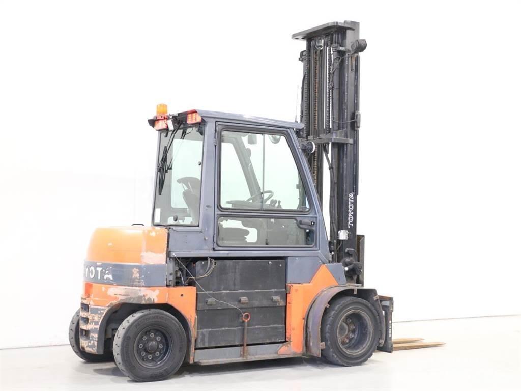 Toyota 7FBMF45 Вилични кари-повдигачи - други