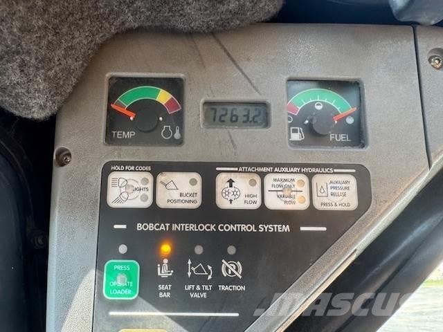 Bobcat A220 Мини товарачи
