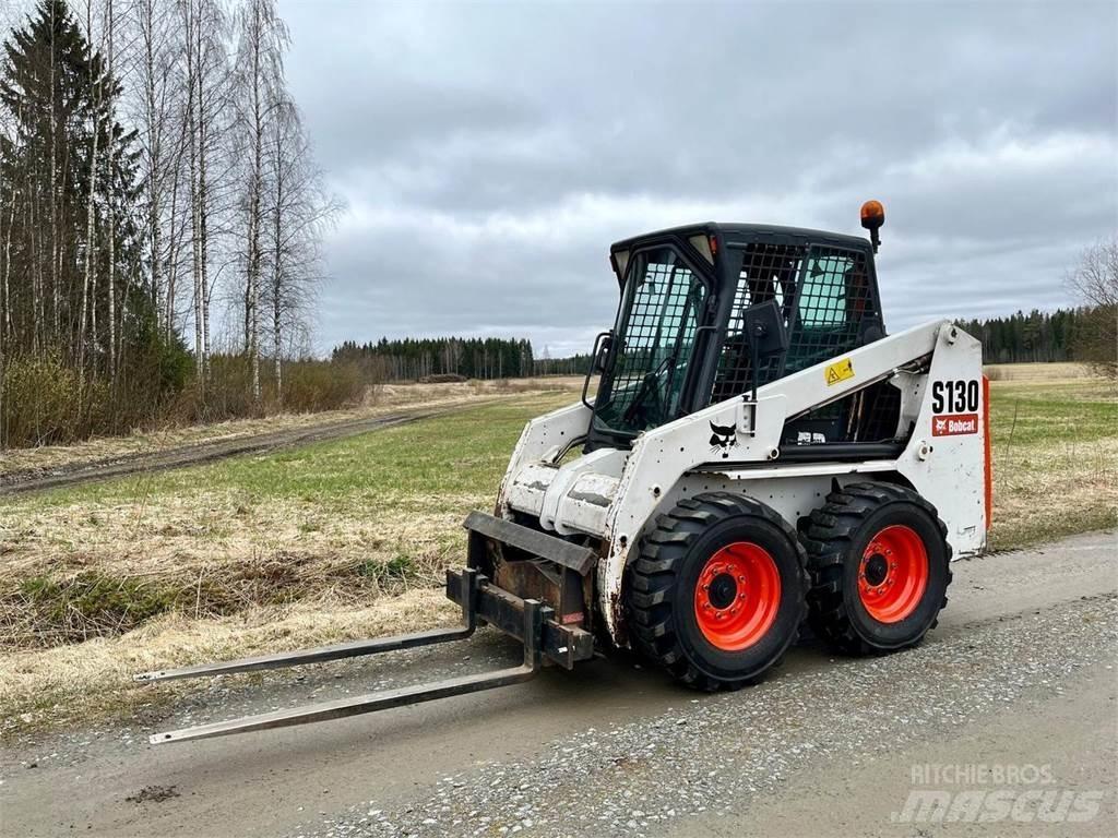 Bobcat S130 Мини товарачи
