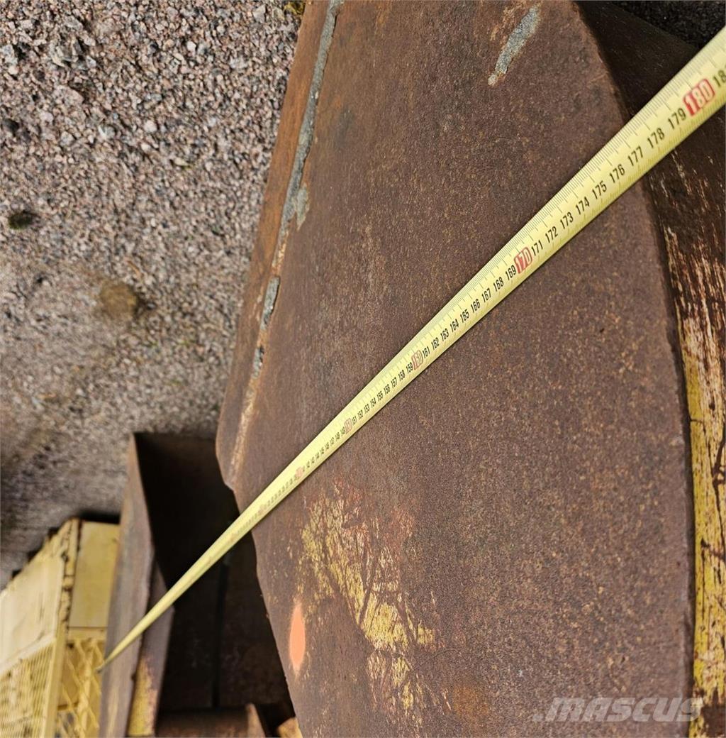 BSV Kahmari Други товарещи и копаещи и аксесоари