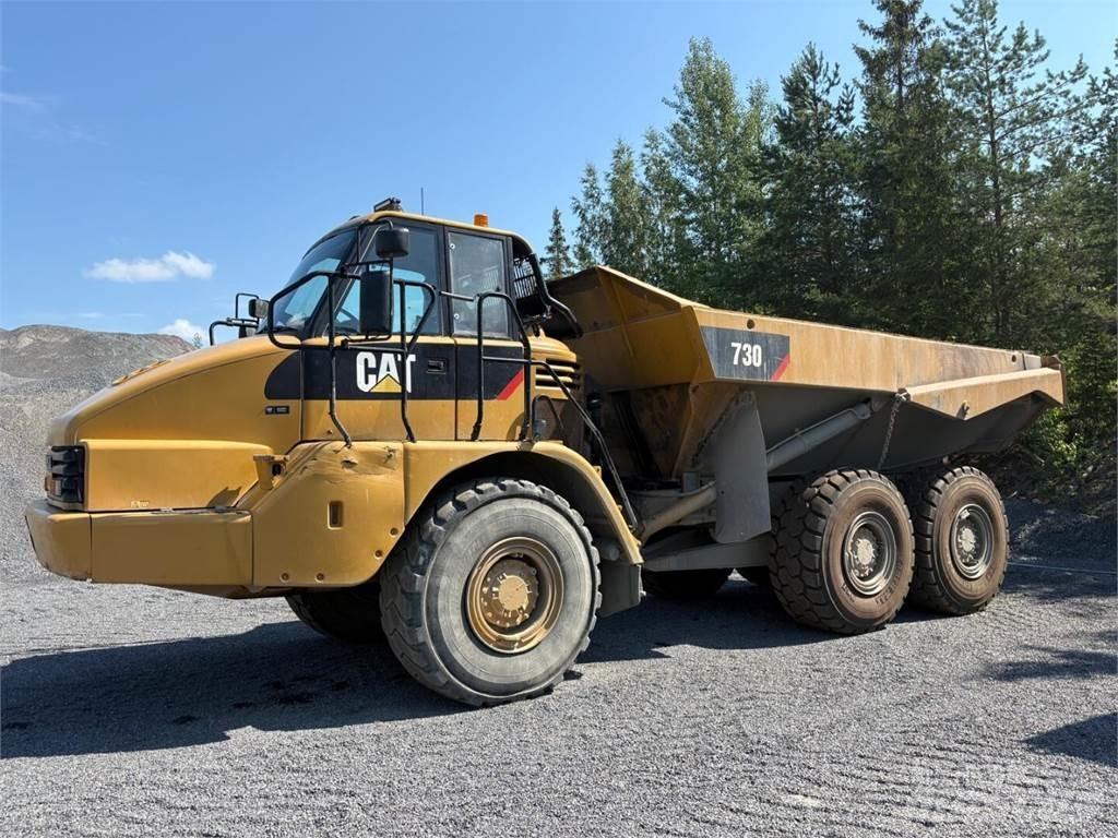 CAT 730 Дъмпери/моторни превозни средства