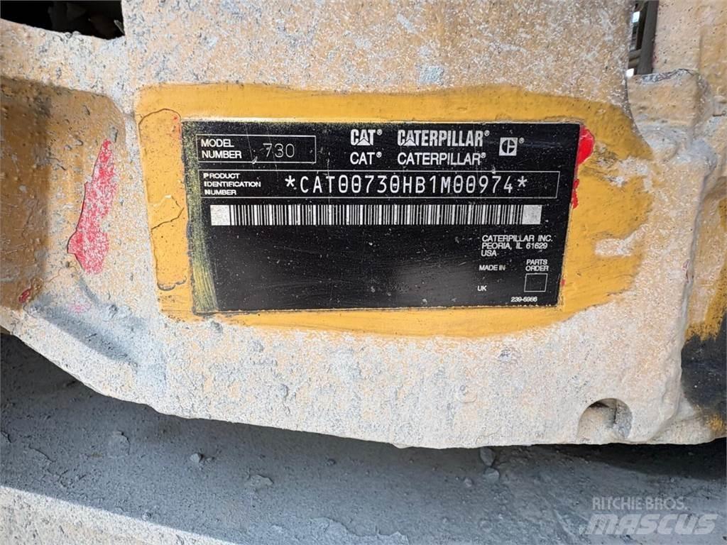 CAT 730 Дъмпери/моторни превозни средства