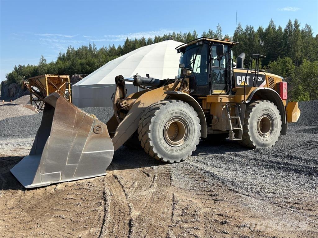 CAT 972 K Колесни товарачи