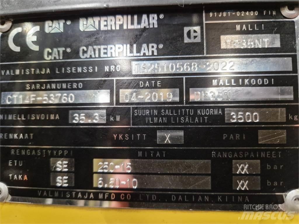 CAT DP35NT Дизелови камиони