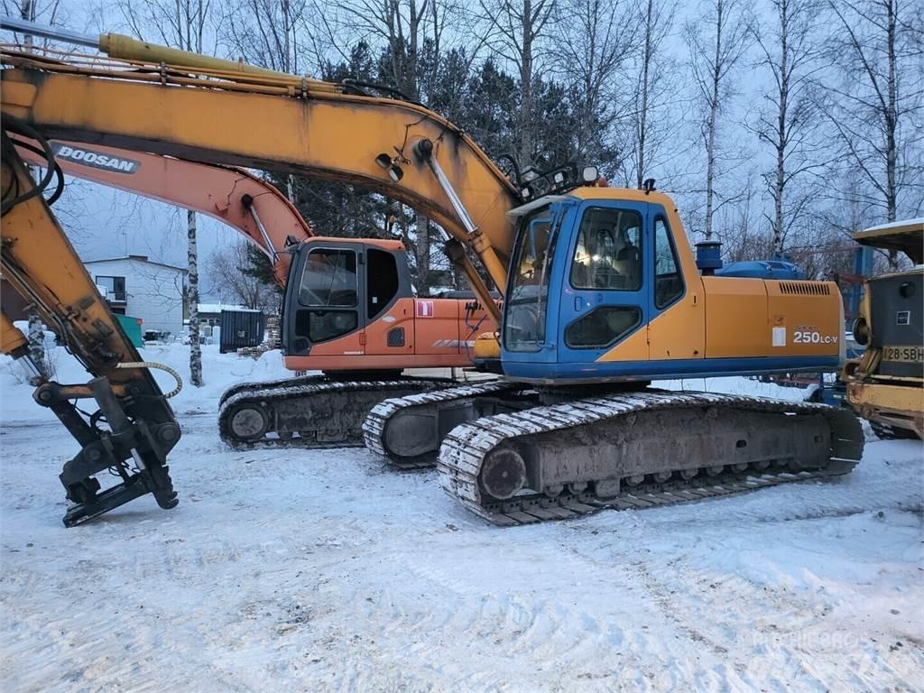 Daewoo S250lc-v Верижен екскаватор