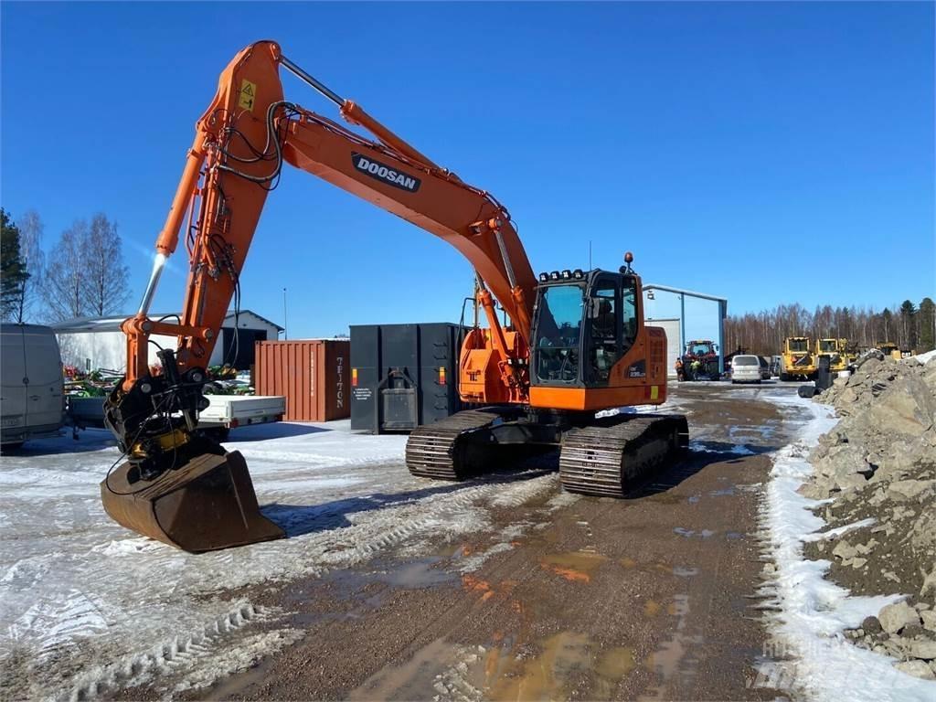 Doosan DX 235 LCR Верижен екскаватор