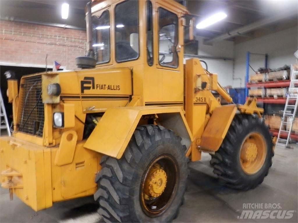Fiat-Allis 345 B Колесни товарачи
