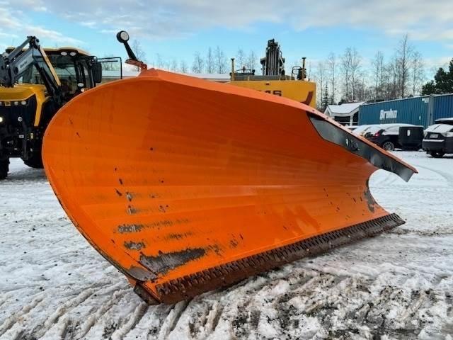 FMG AA300 Снегочистачки