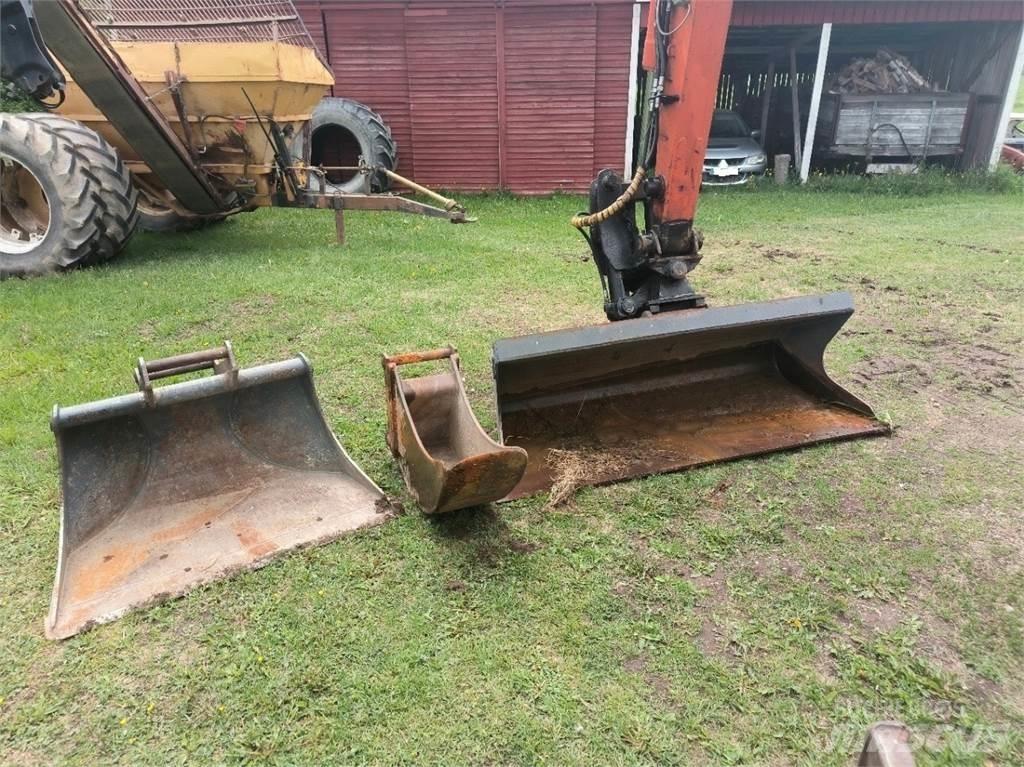 Hitachi EX60 URG Средни екскаватори 7т - 12т