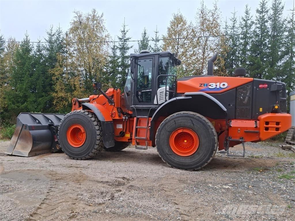 Hitachi ZW 310-6 Колесни товарачи