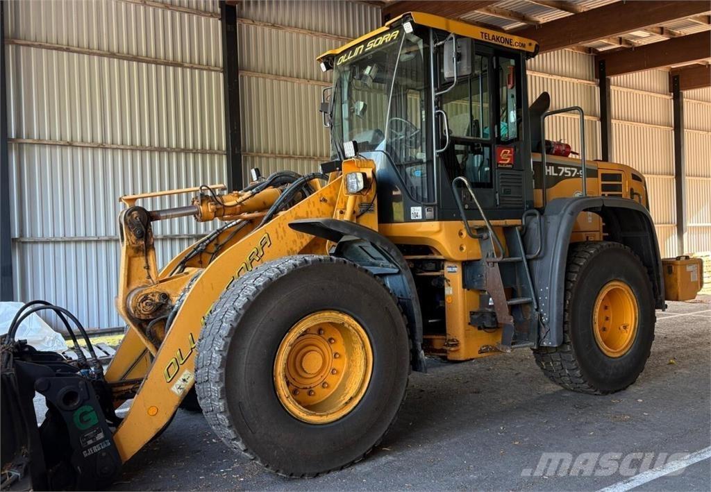 Hyundai HL 757-9 Колесни товарачи
