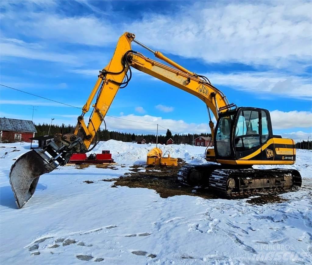 JCB JS130 Верижен екскаватор