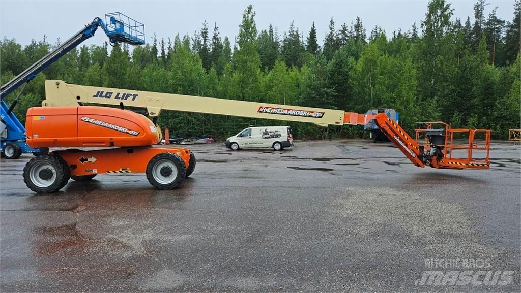 JLG 860SJ Вертикални мачтови повдигачи

