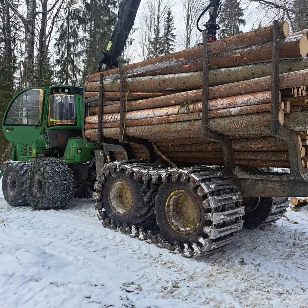 John Deere 1110E Форуардери