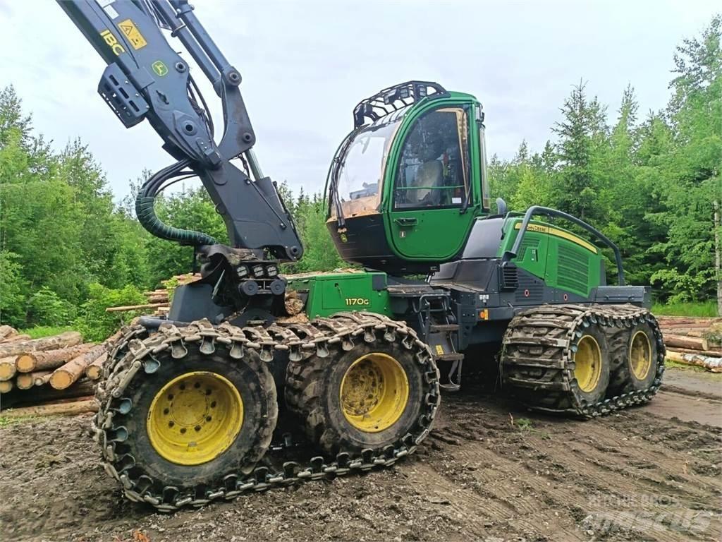 John Deere 1170G Форуардери
