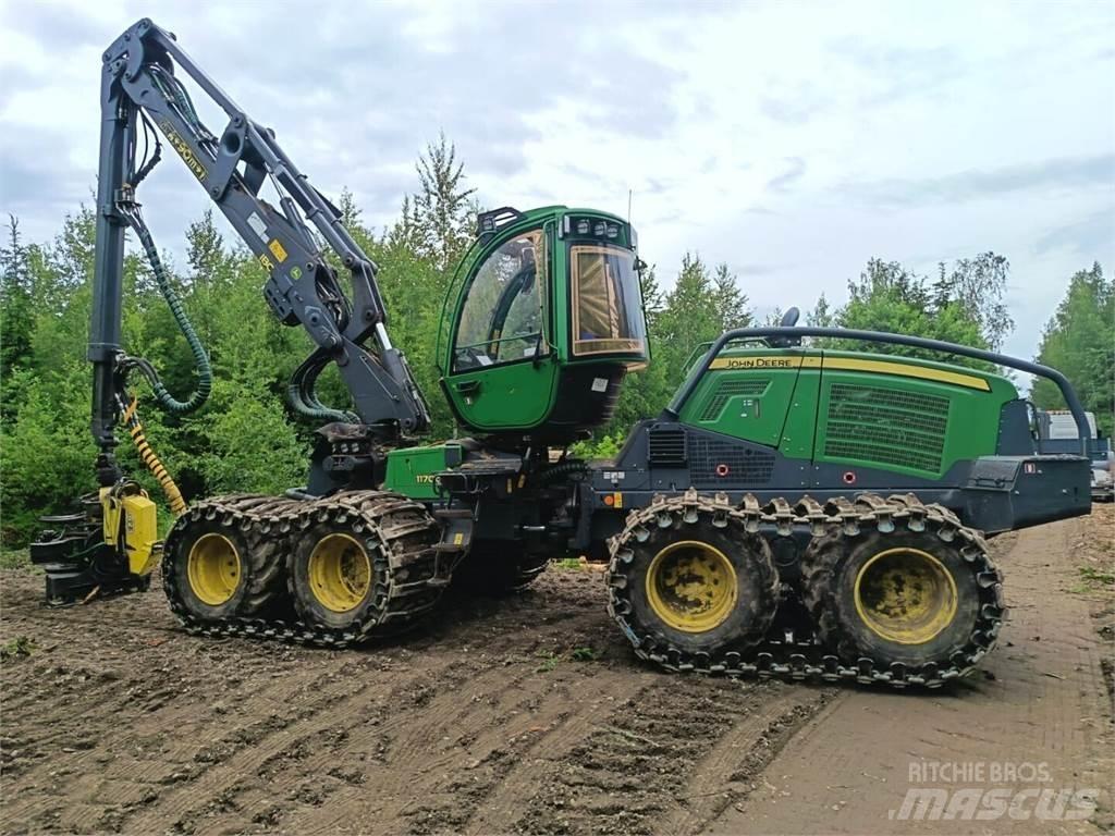 John Deere 1170G Форуардери
