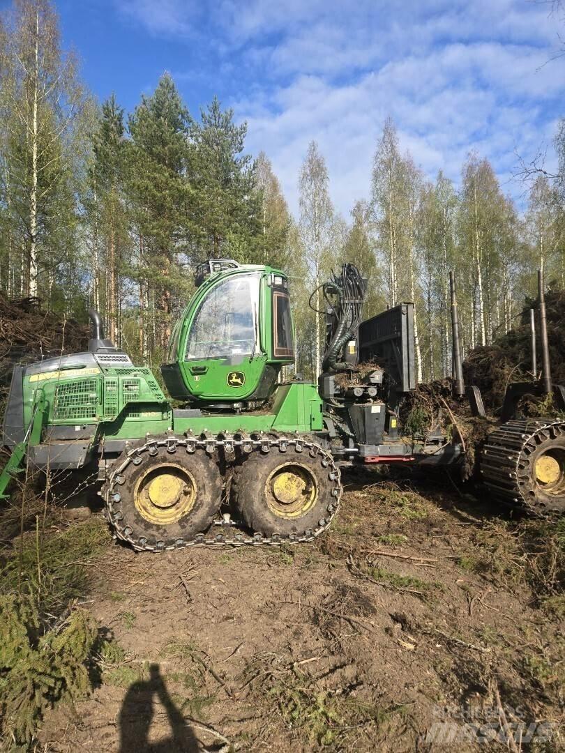 John Deere 1210 G Форуардери