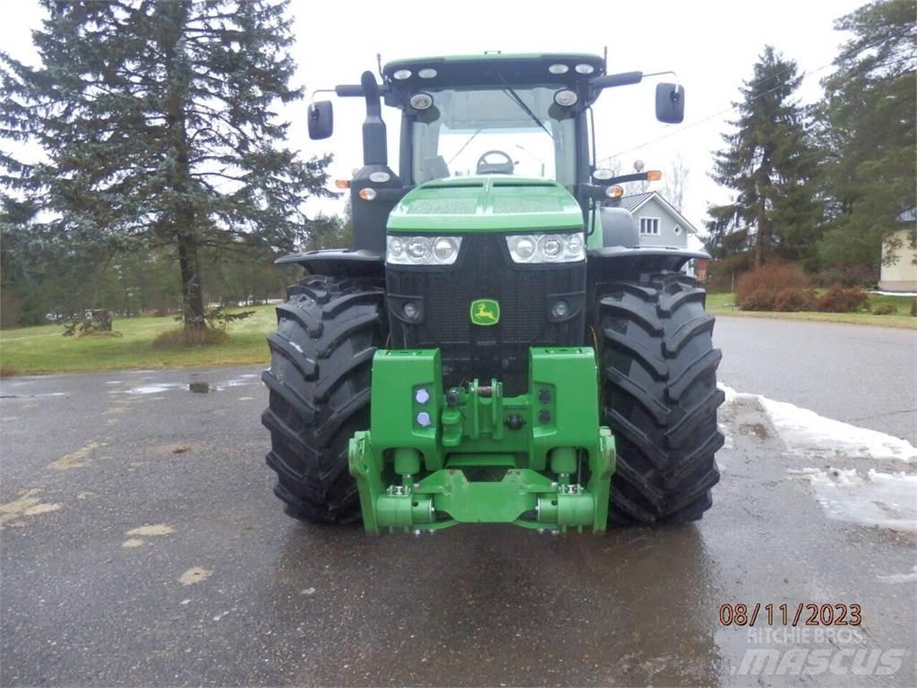 John Deere R8270 Трактори