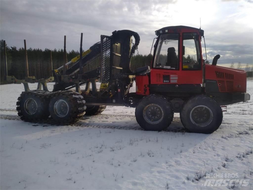 Komatsu 845 Форуардери