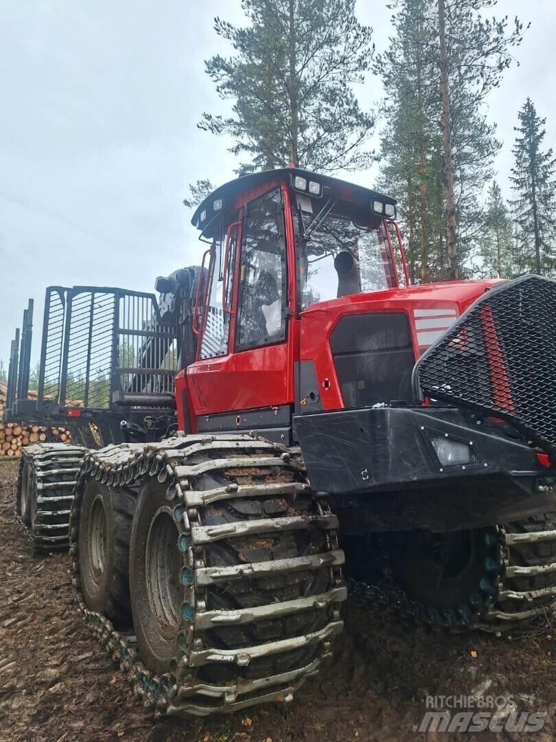 Komatsu 895 Форуардери