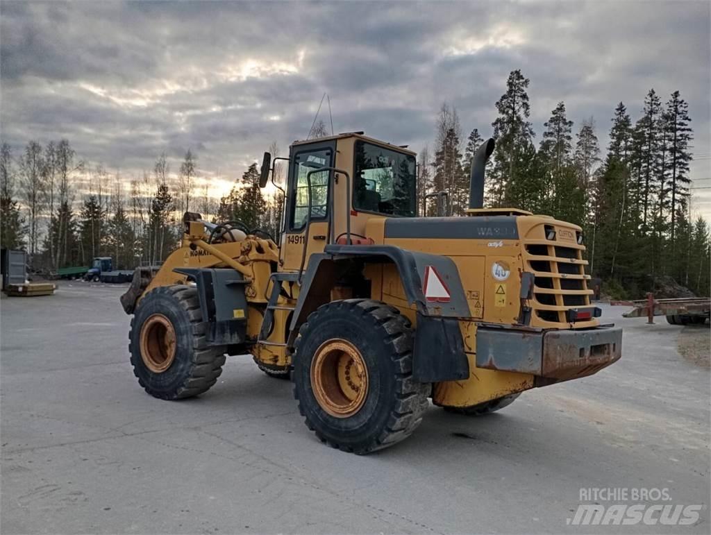 Komatsu WA 380-3H Колесни товарачи