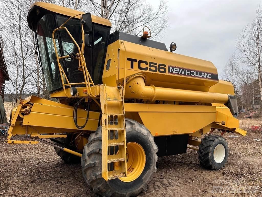 New Holland TC56 Комбайни