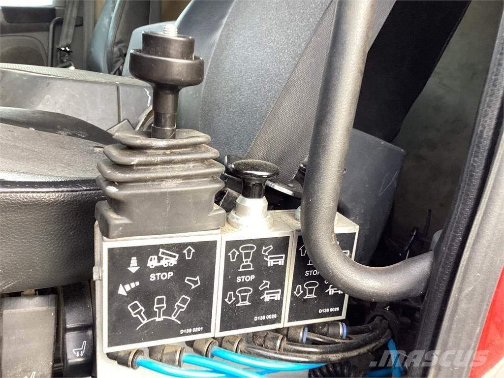 Scania P 320 Камиони с кран с кука