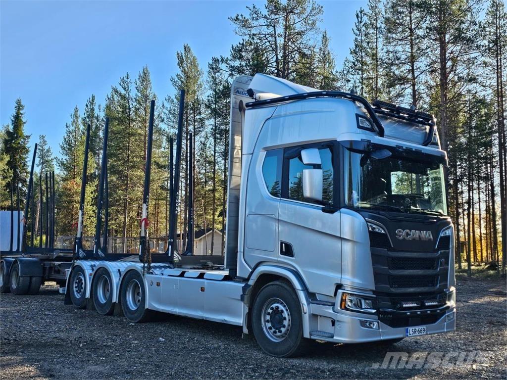 Scania R660 8X4 За превоз на дървени трупи