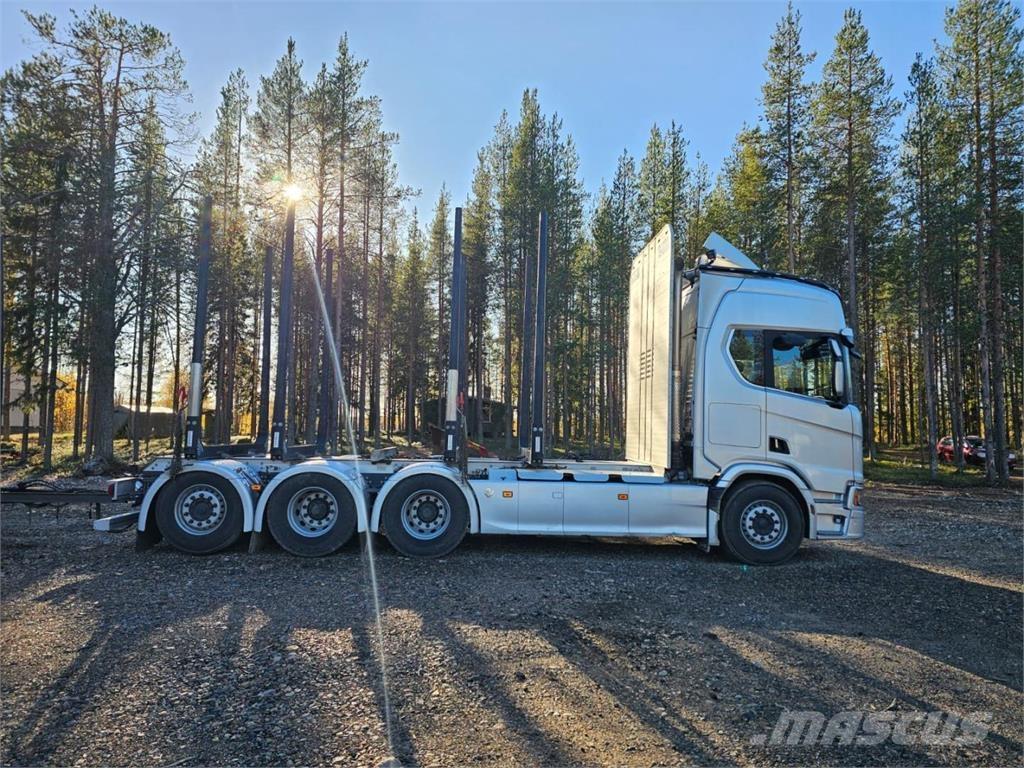 Scania R660 8X4 За превоз на дървени трупи