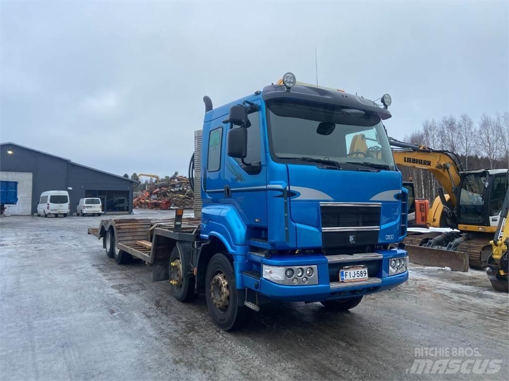 Sisu C 600 2+2 Камиони за превоз на горски машини
