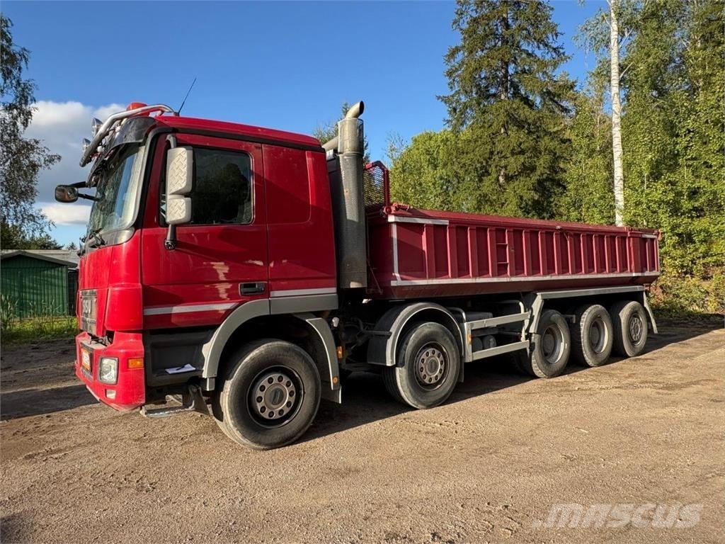 Sisu Polar 10x4 Самосвал
