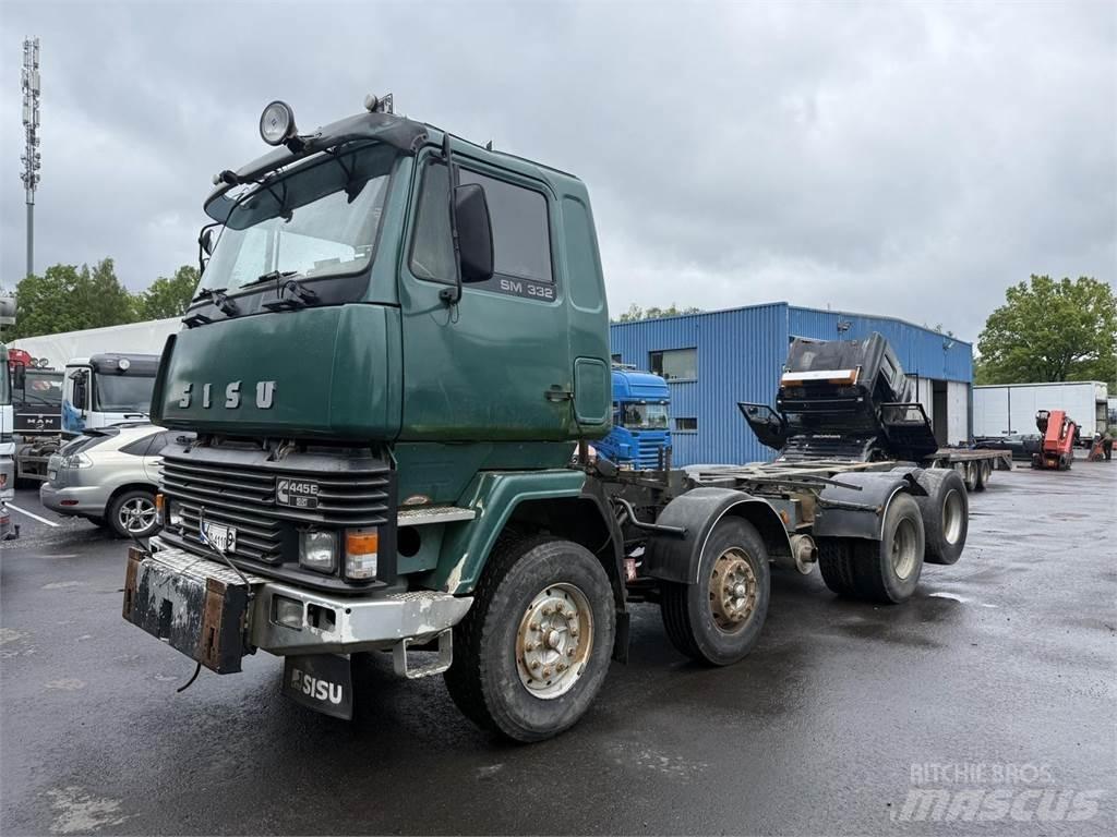 Sisu Sm332 8x2 Шаси кабини