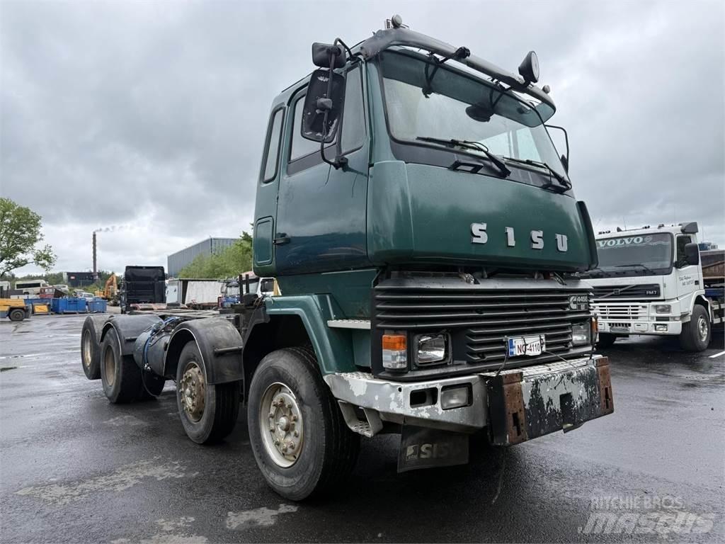 Sisu Sm332 8x2 Шаси кабини