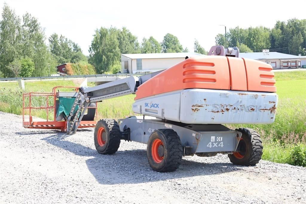 SkyJack SJ 45T Вертикални мачтови повдигачи
