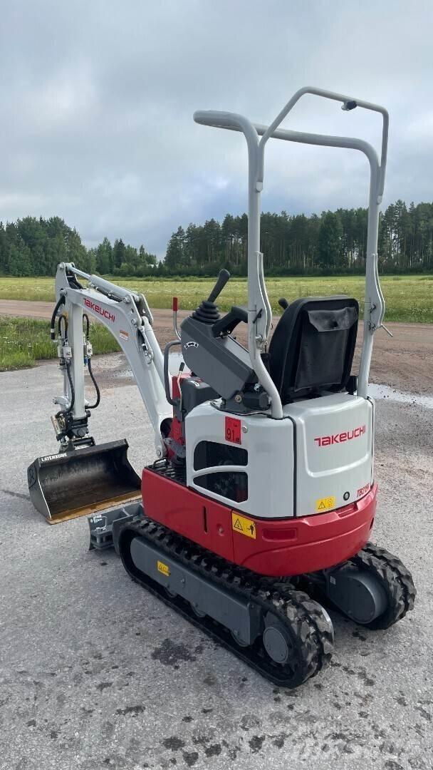 Takeuchi TB210R Мини екскаватори < 7 т
