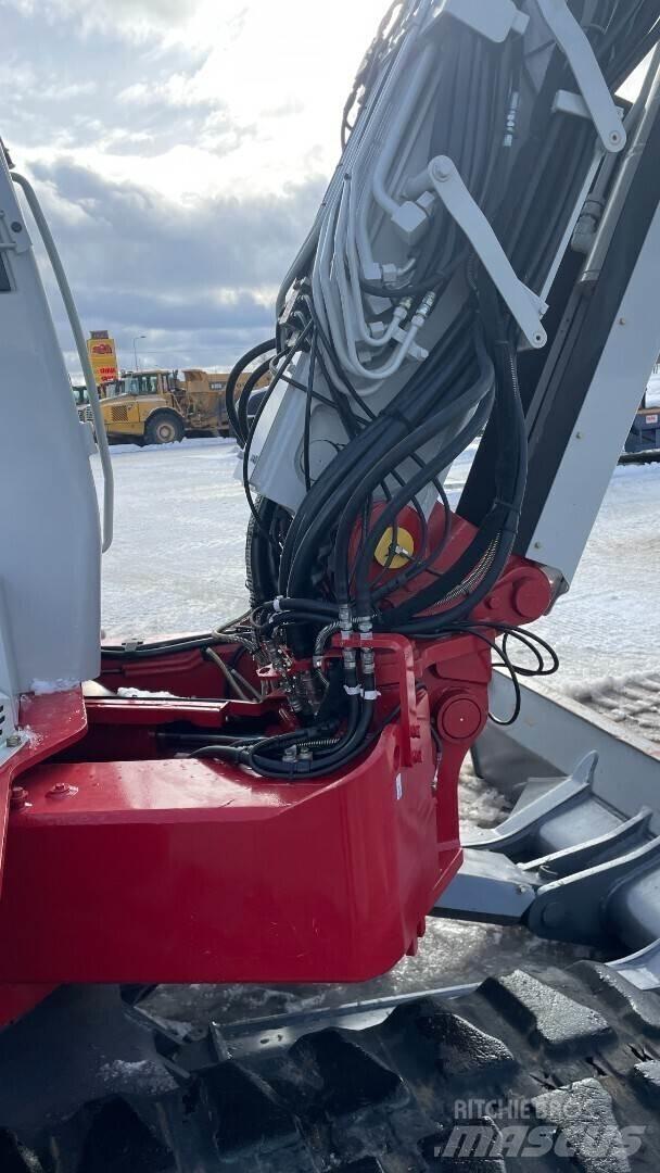 Takeuchi TB280FR Средни екскаватори 7т - 12т