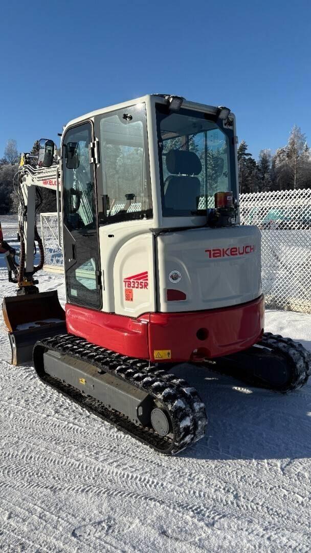 Takeuchi TB335R Мини екскаватори < 7 т