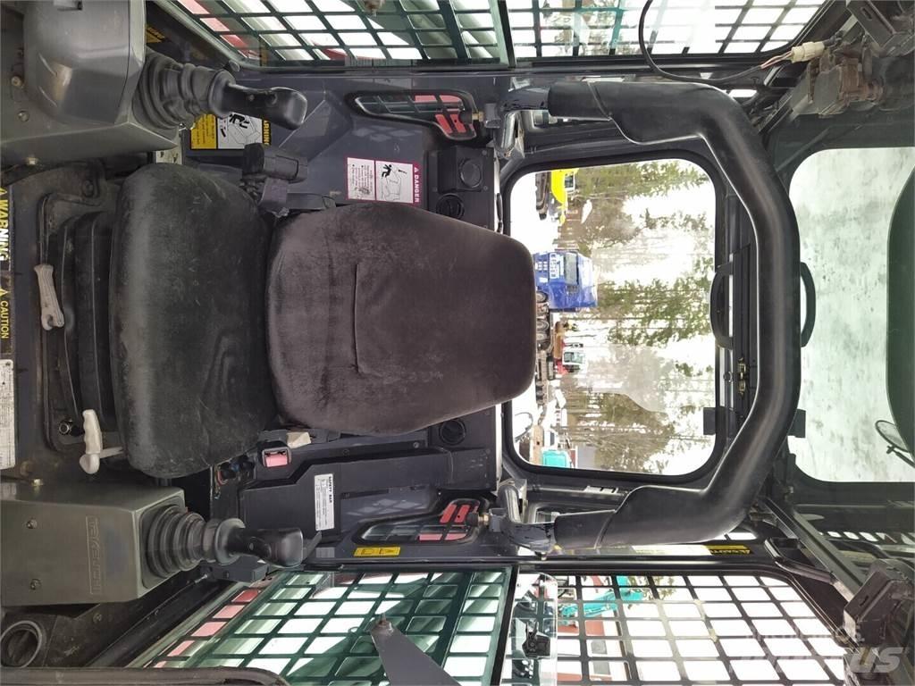 Takeuchi TL130 Мини товарачи
