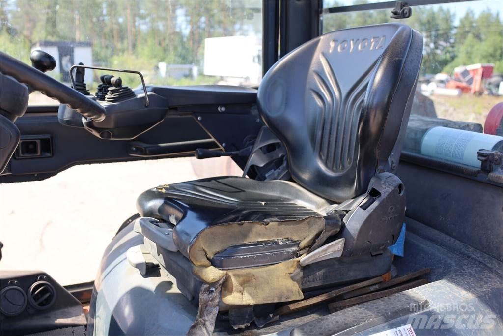 Toyota 7FD40 Дизелови камиони