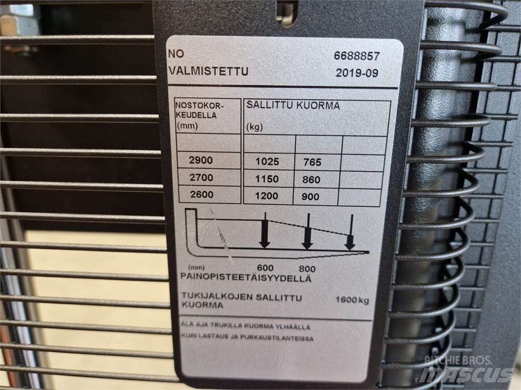 Toyota SWE120L Вилични кари-повдигачи - други