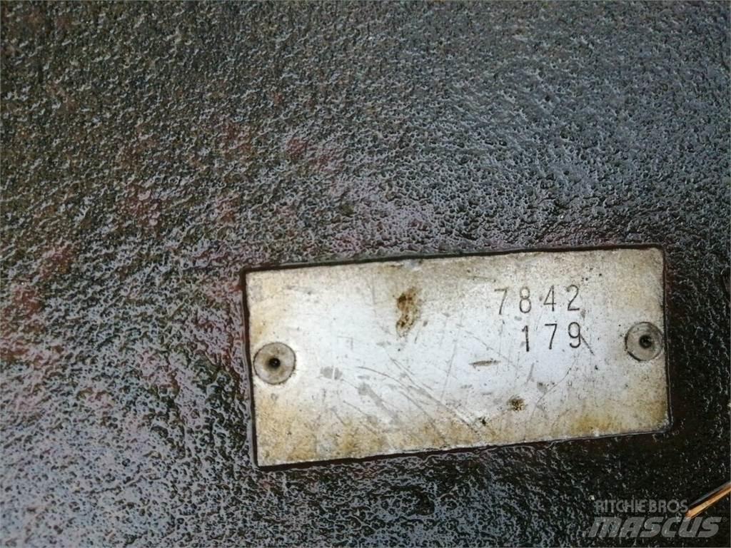  Tukkikoura Други компоненти