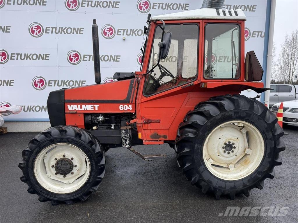 Valmet 604 Трактори