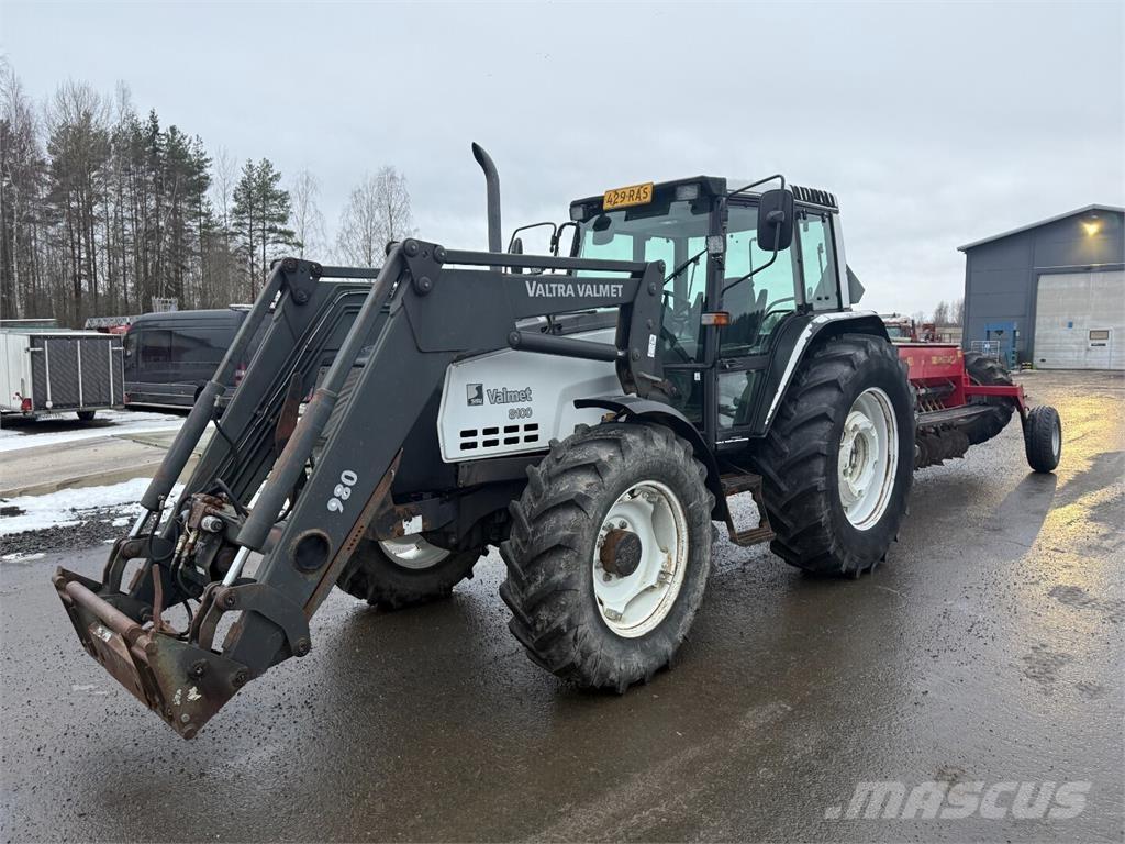 Valmet 8100 Turbo Трактори