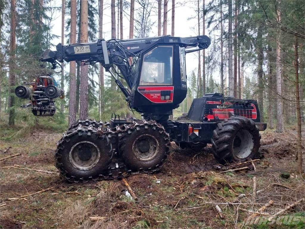 Valmet 911 Харвестери