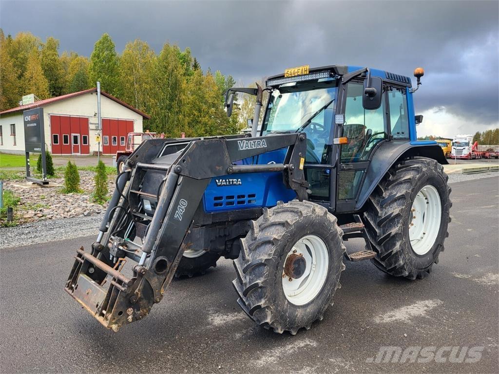 Valtra 6300-4 Трактори