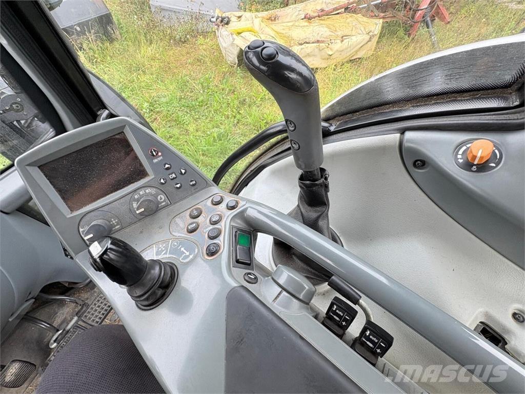 Valtra T 151 E Трактори